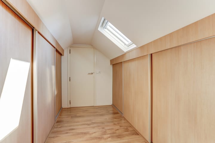 Foto 48 van Hazenstraat 4