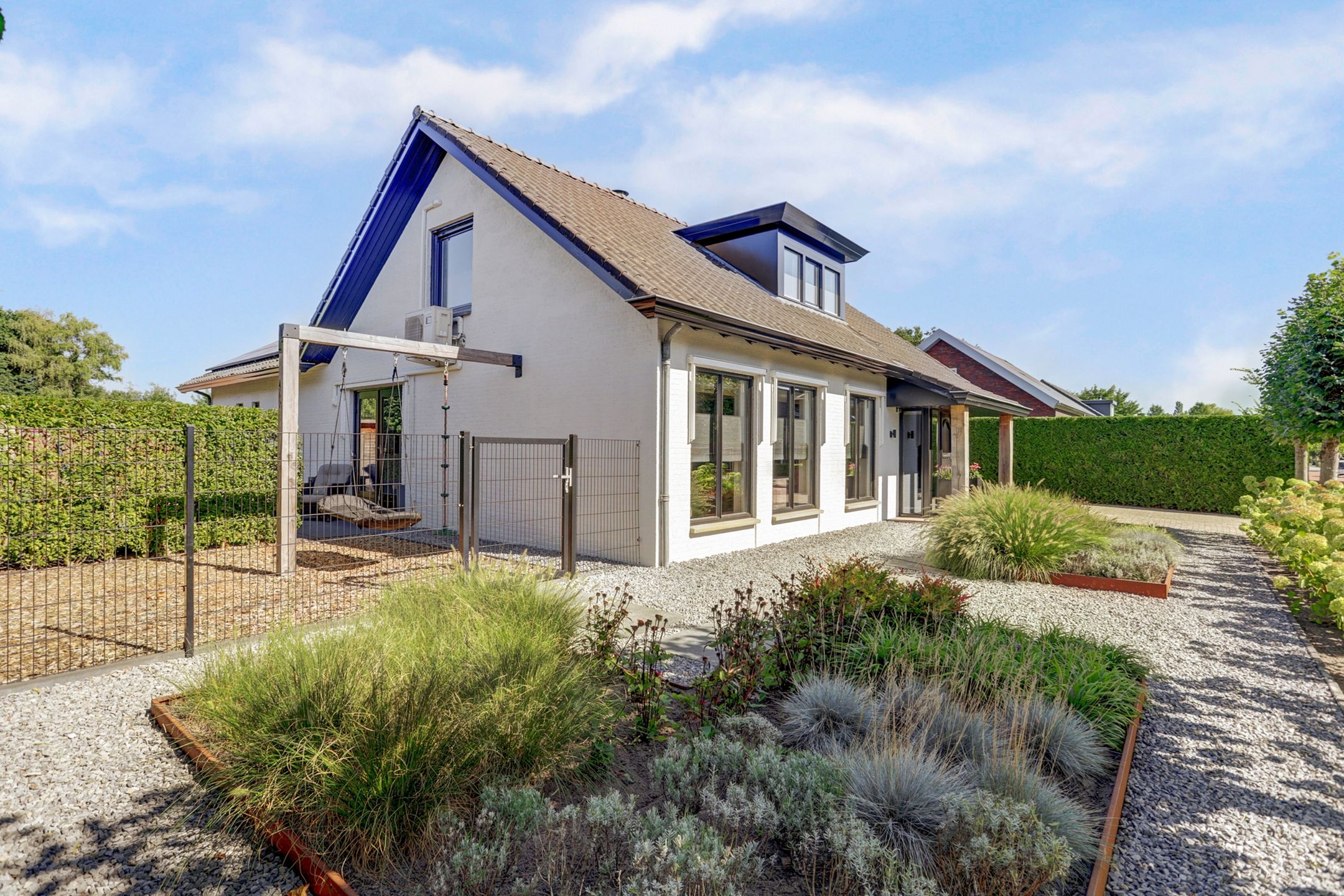 Photo 78 of Hazenstraat 4