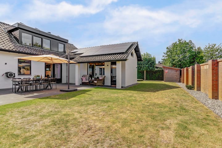 Foto 66 van Hazenstraat 4