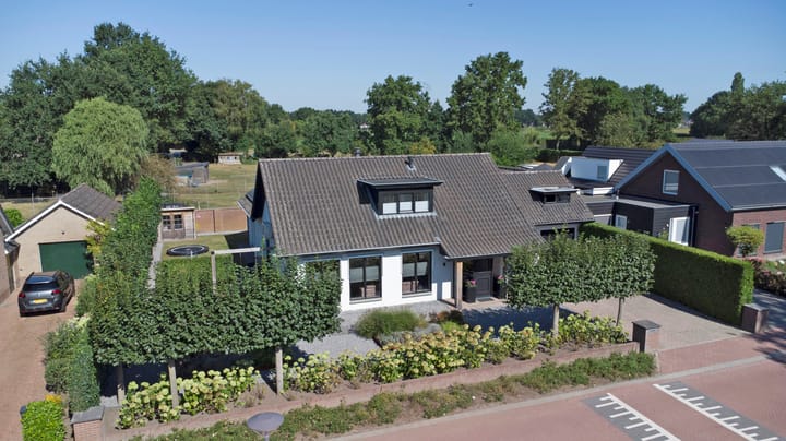 Foto 81 van Hazenstraat 4