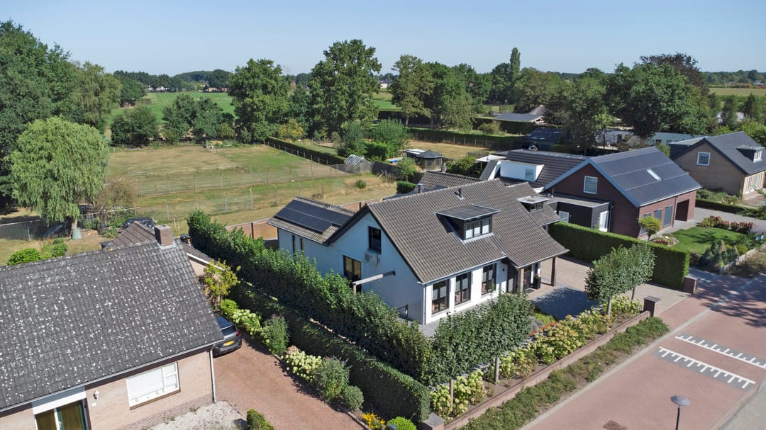 Photo 86 of Hazenstraat 4