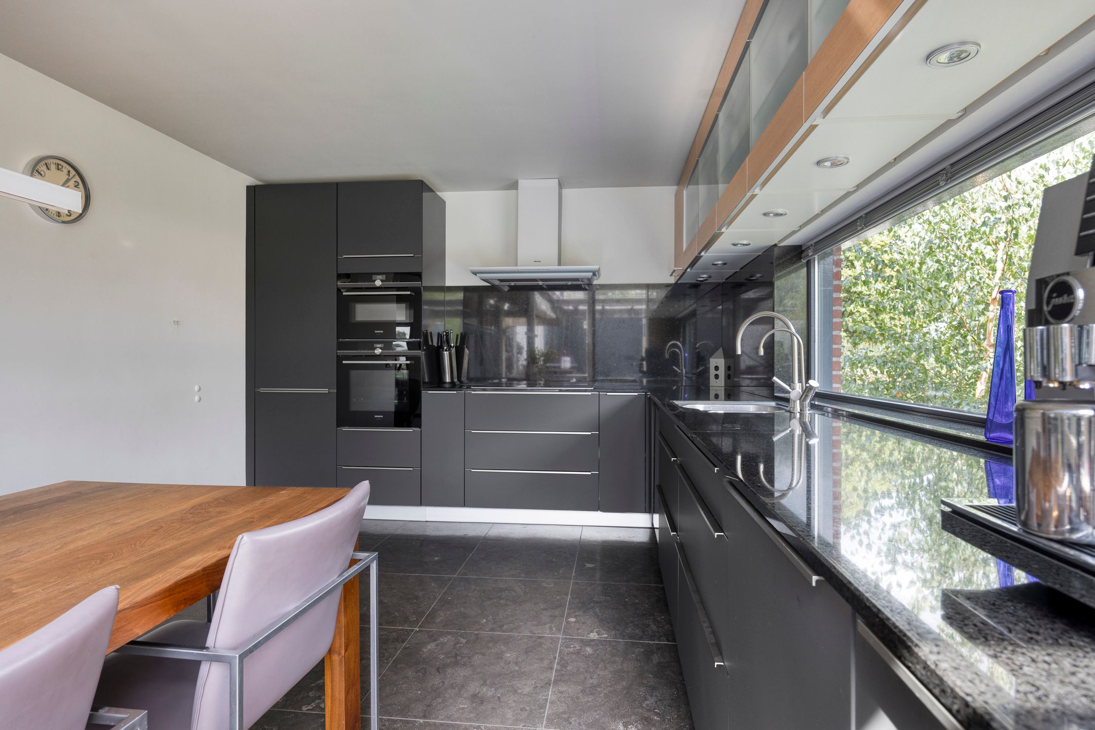 Foto 9 van Borkumkade 1