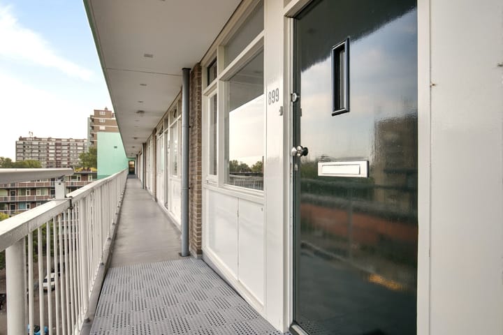 Photo 17 of Volendamlaan 899