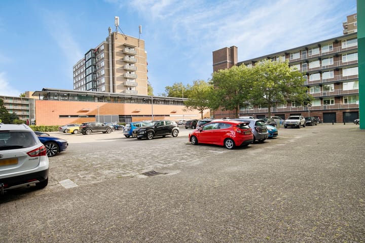 Photo 27 of Volendamlaan 899