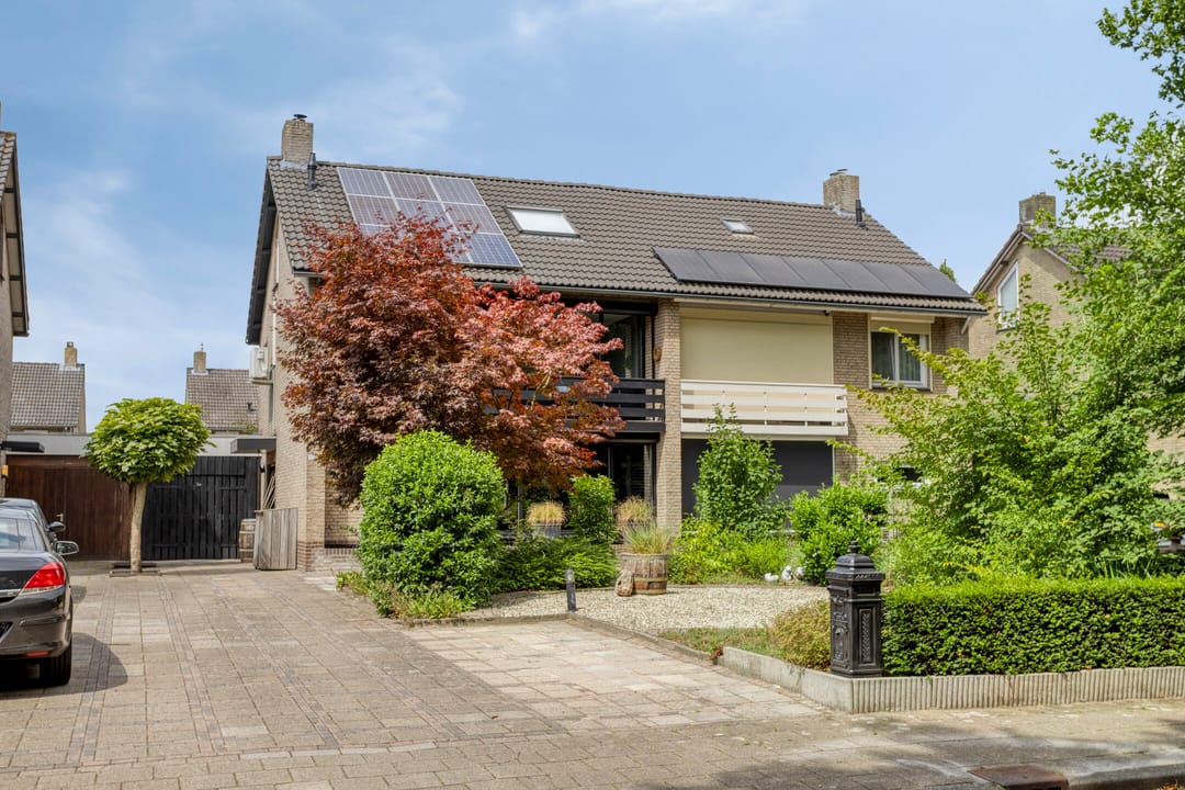 Photo 1 of Marsstraat 33