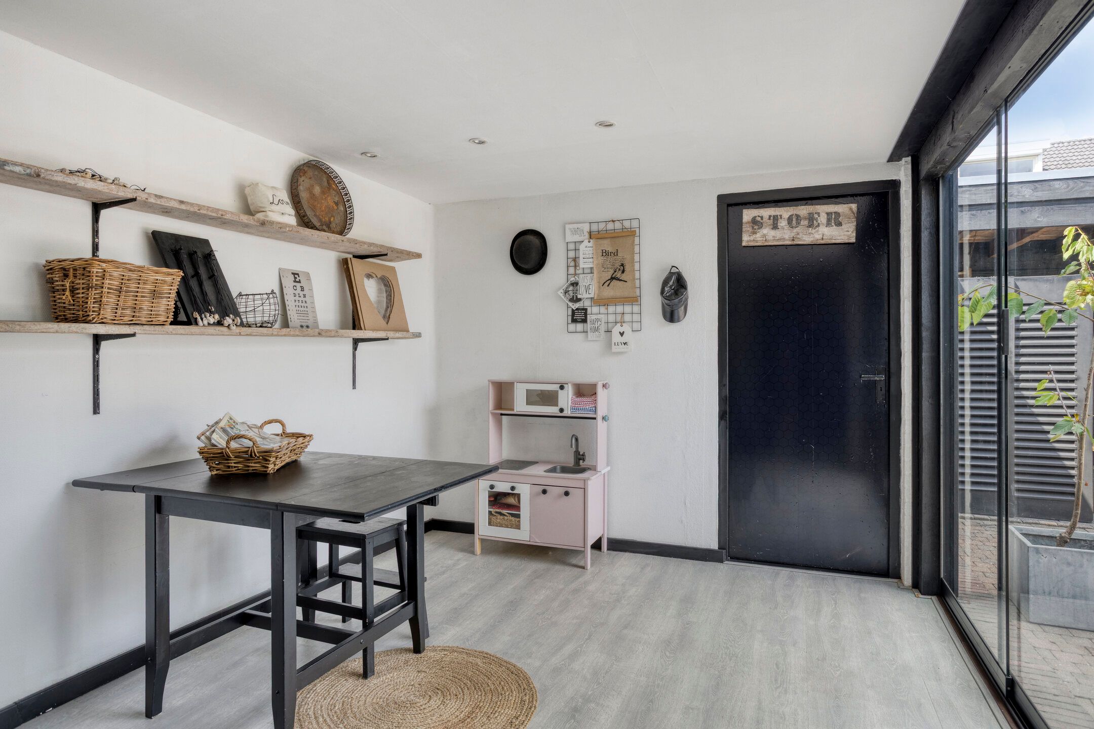 Photo 21 of Marsstraat 33