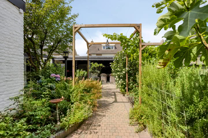 Foto 40 van Marsstraat 33