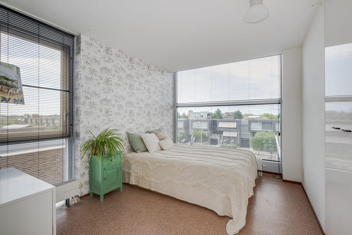 Foto 37 van Hofvliet 77