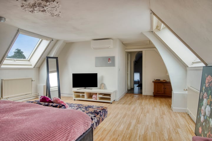 Foto 22 van Julianastraat 43