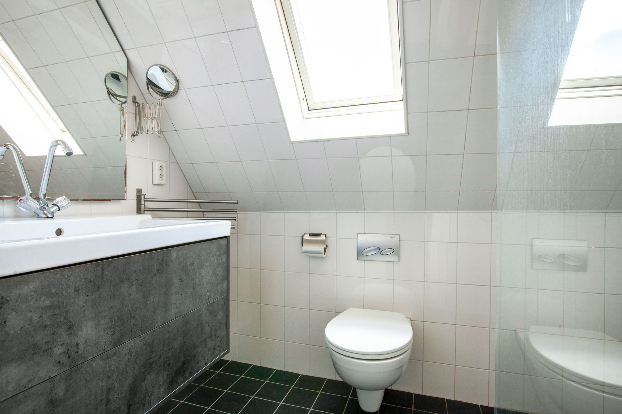 Photo 39 of Raam 123