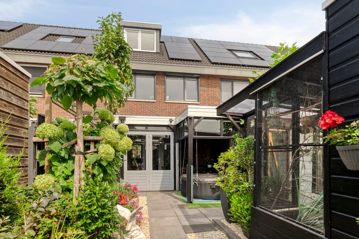 Foto 26 van de Pirk 48