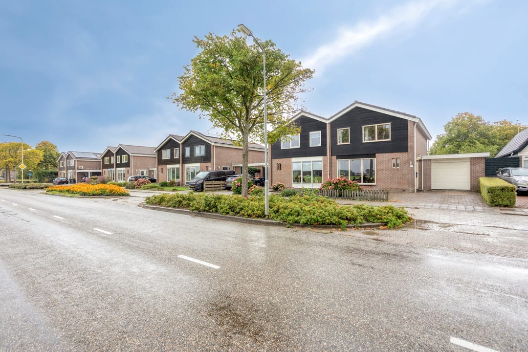 Photo 38 of Stationsstraat 79