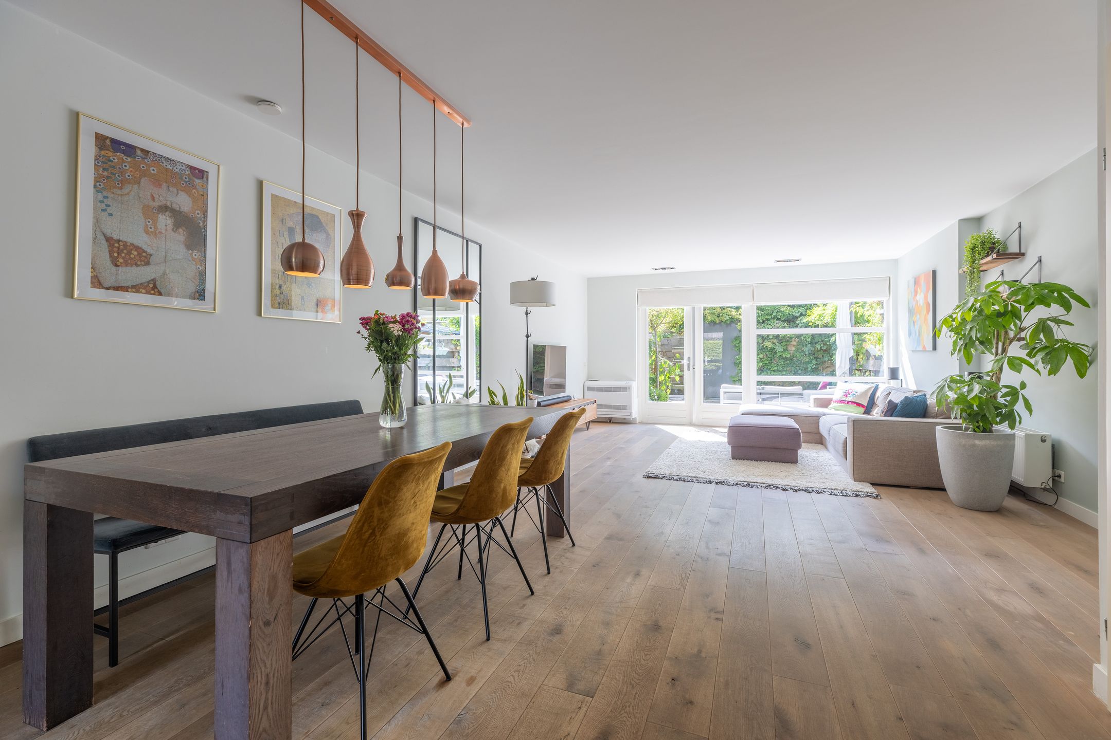 Photo 3 of Zwanebloemlaan 24