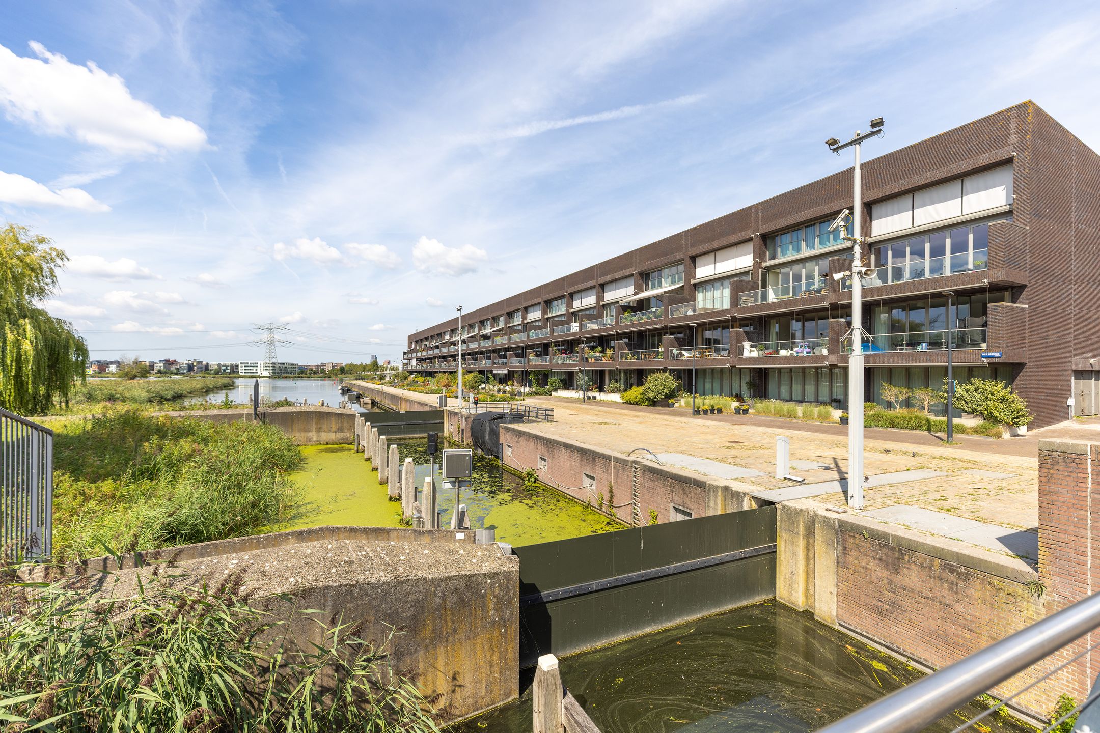 Photo 42 of Zwanebloemlaan 24