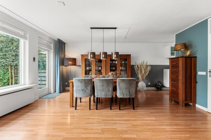 Foto 8 van Suze Robertsonstraat 7