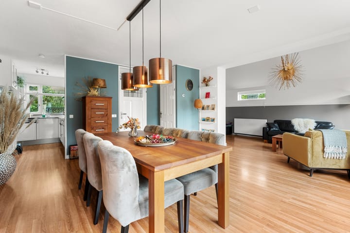 Foto 9 van Suze Robertsonstraat 7