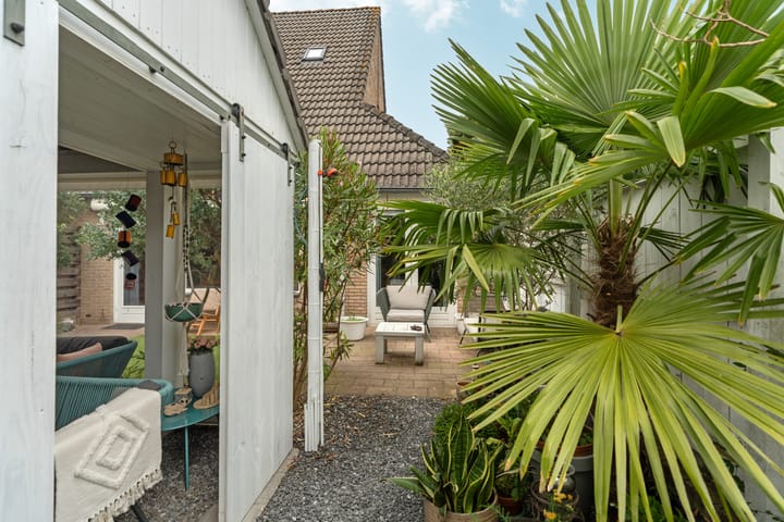 Foto 35 van Suze Robertsonstraat 7