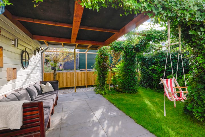 Foto 20 van Cornelis Roosstraat 17