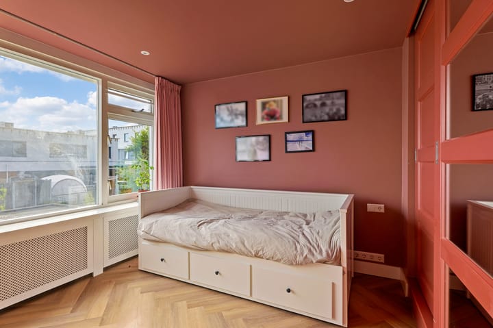 Foto 30 van Cornelis Roosstraat 17