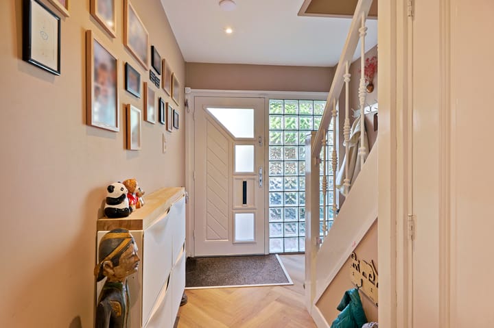 Foto 40 van Cornelis Roosstraat 17