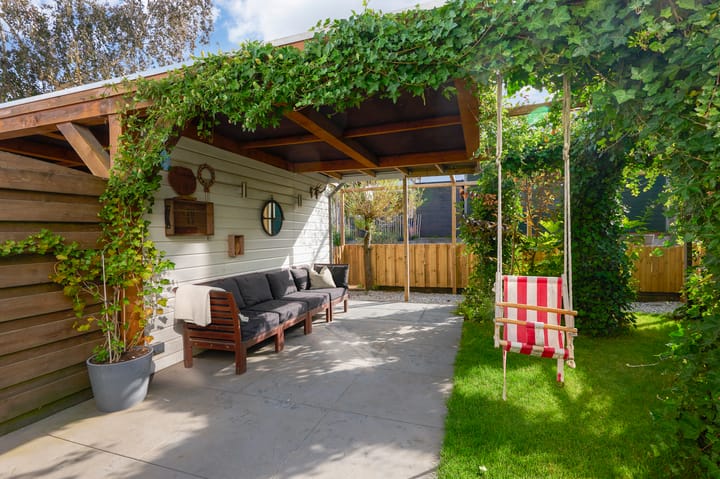 Foto 42 van Cornelis Roosstraat 17