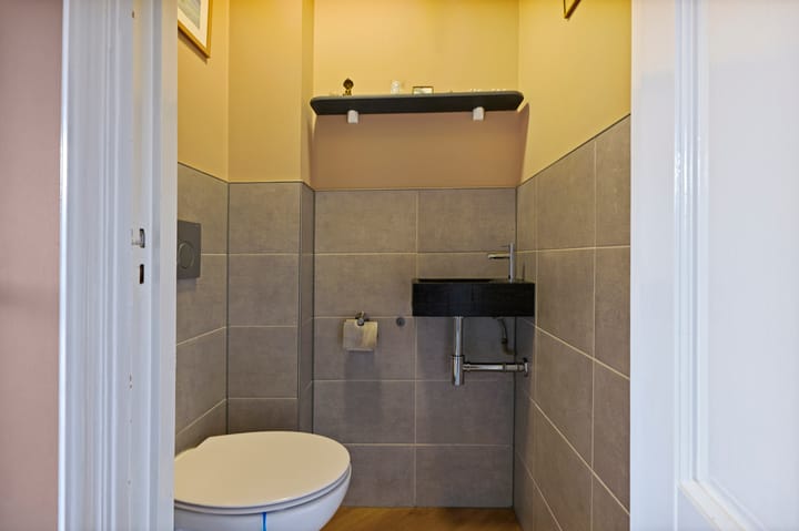 Foto 43 van Cornelis Roosstraat 17