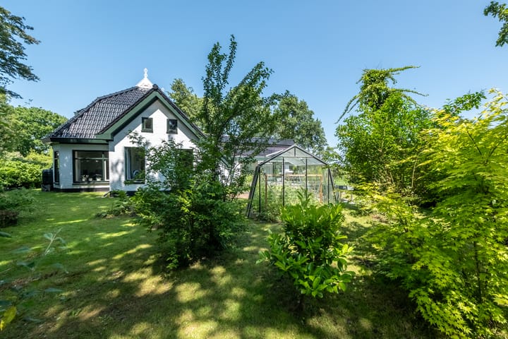 Foto 45 van Halbe Wiersemaweg 12