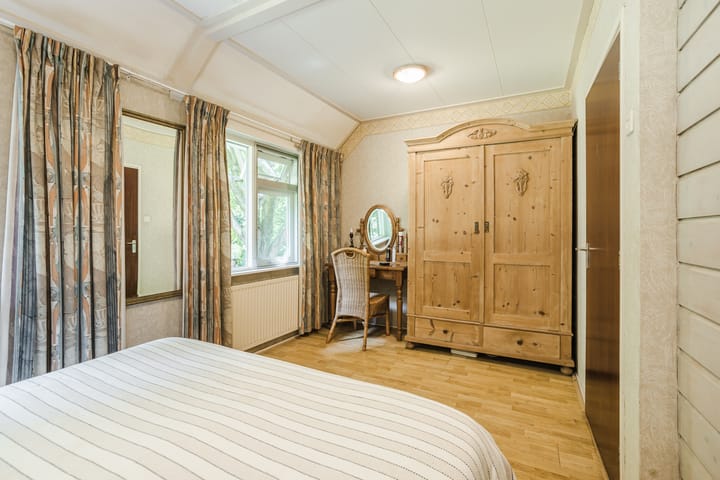 Photo 17 of Ericasestraat 112