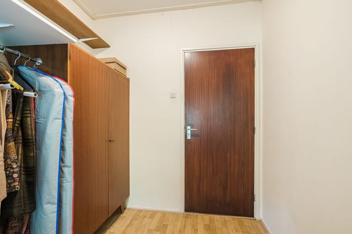 Photo 19 of Ericasestraat 112