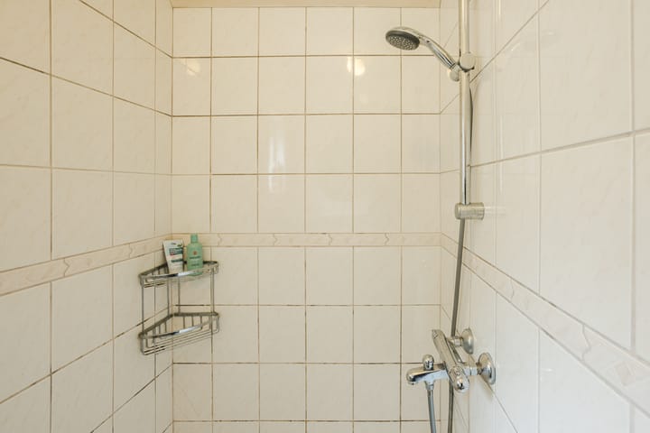 Photo 21 of Ericasestraat 112