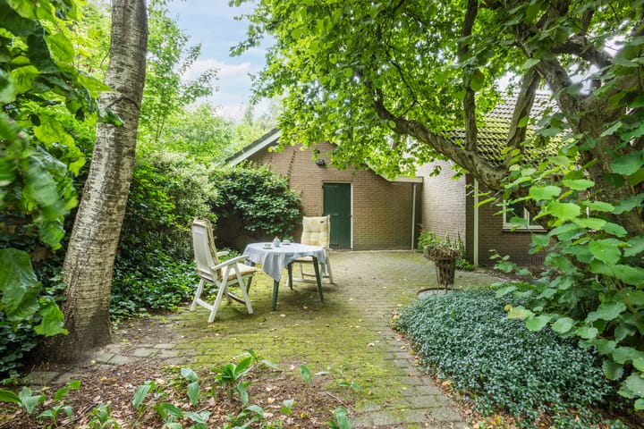 Photo 34 of Ericasestraat 112