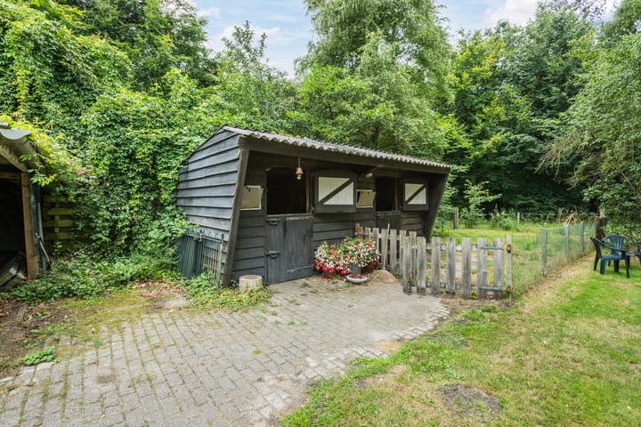 Photo 36 of Ericasestraat 112