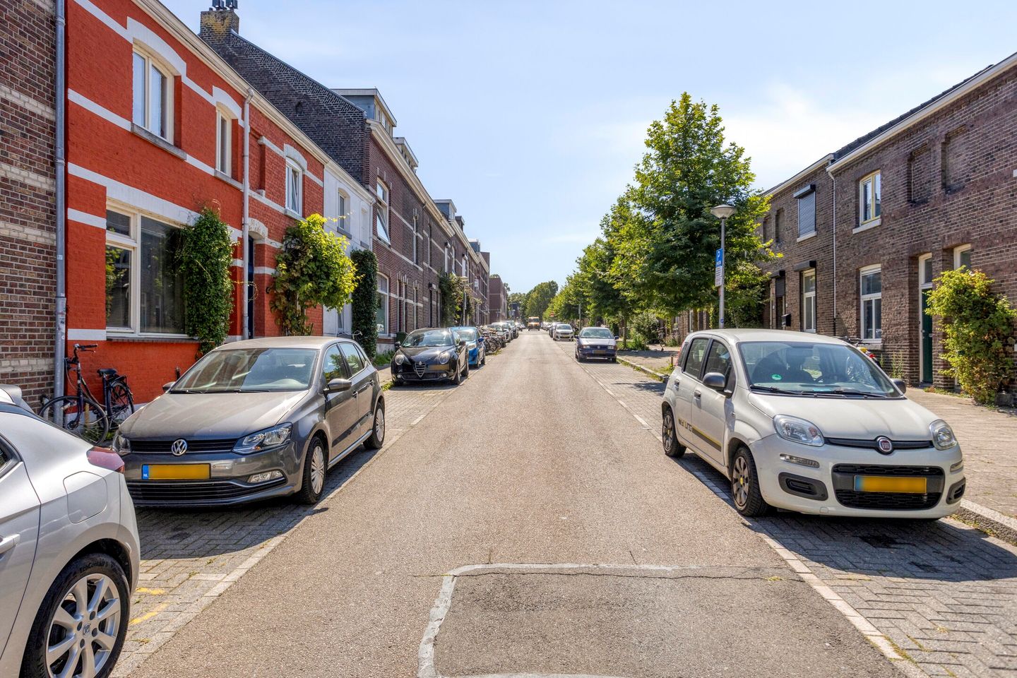 Photo 35 of Herbenusstraat 49