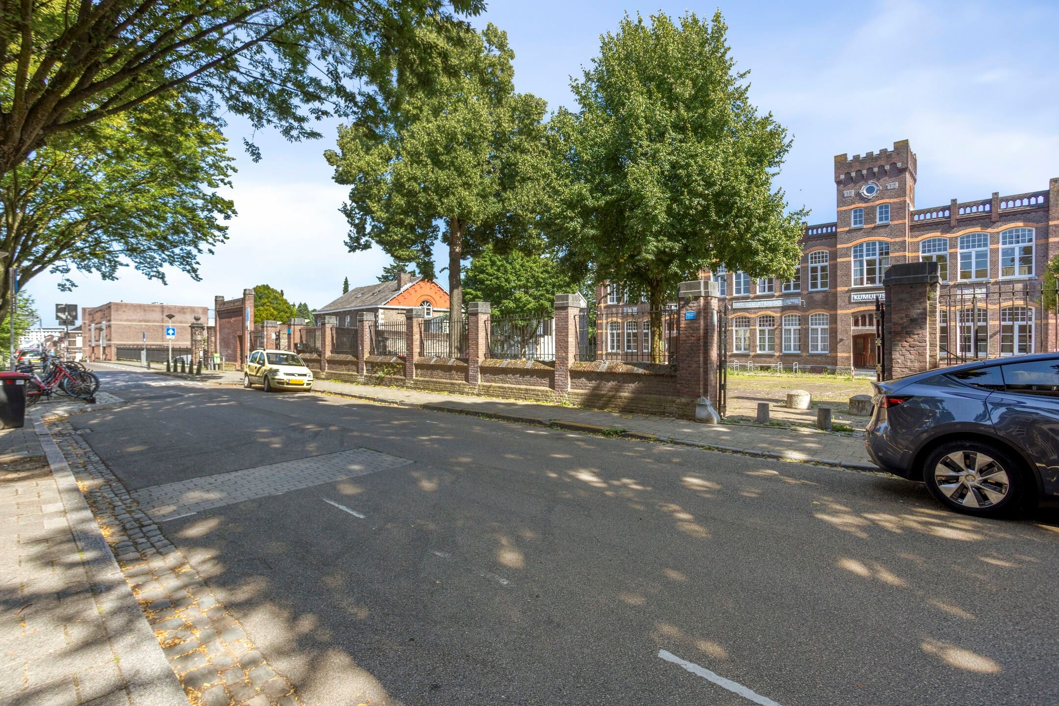 Photo 36 of Herbenusstraat 49