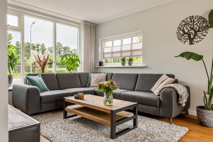 Photo 11 of Adam van Delenstraat 6-E