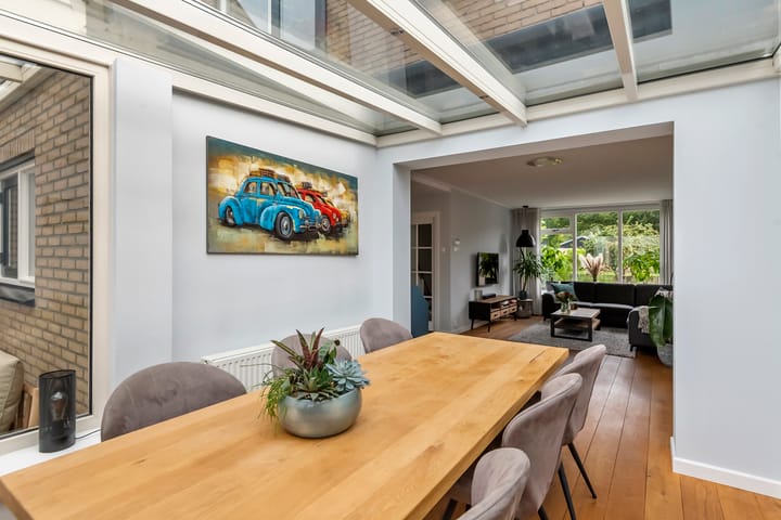 Photo 14 of Adam van Delenstraat 6-E