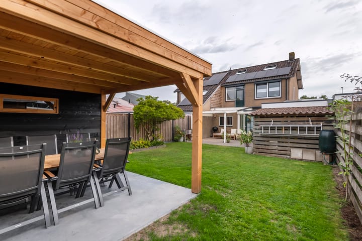 Photo 28 of Adam van Delenstraat 6-E