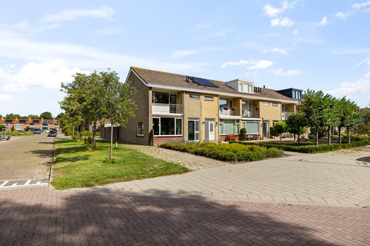 Photo 1 of Schout en Schepenenstraat 19