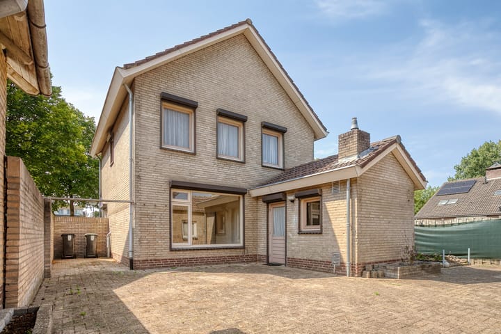 Photo 5 of Braakstraat 104