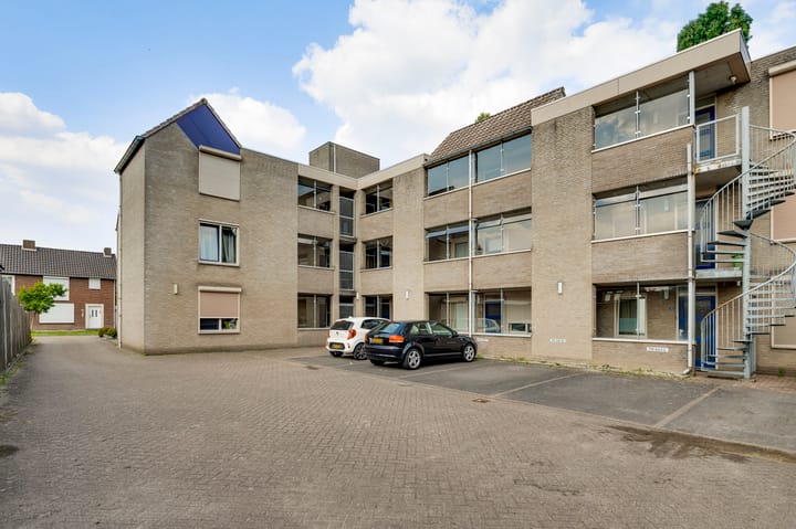 Foto 20 van Beatrixstraat 40