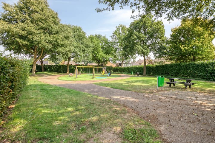 Photo 35 of Braakstraat 104