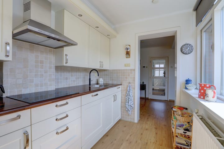 Foto 15 van Evertsenlaan 36