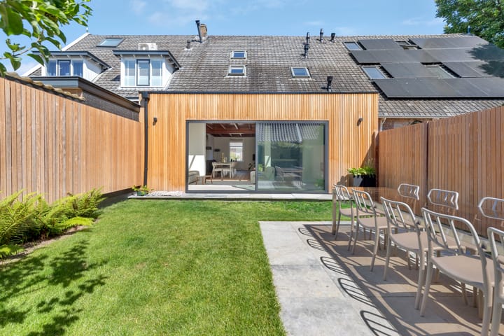 Photo 24 of Hangenweg 8