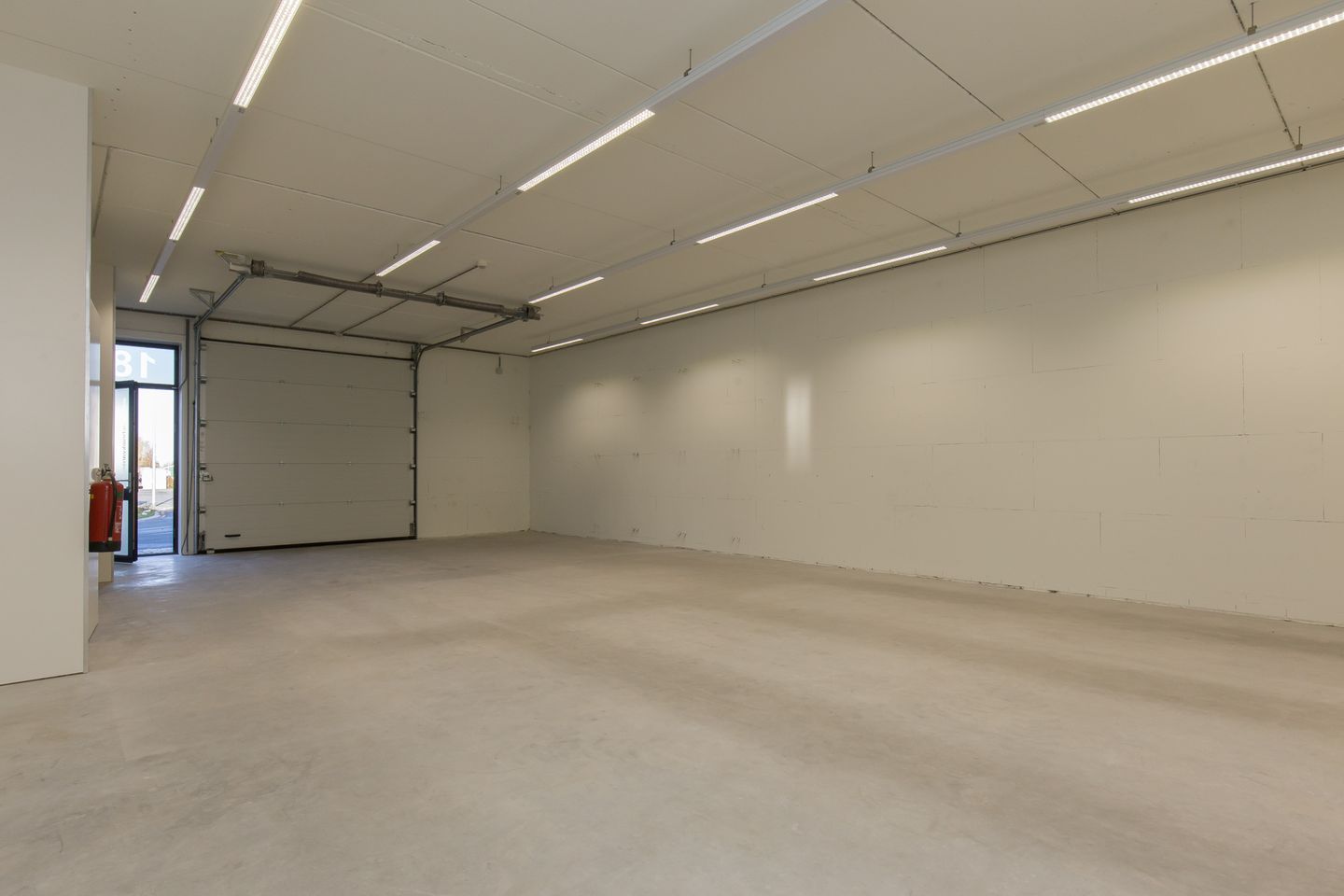 Bekijk foto 5 van De Standerd 18