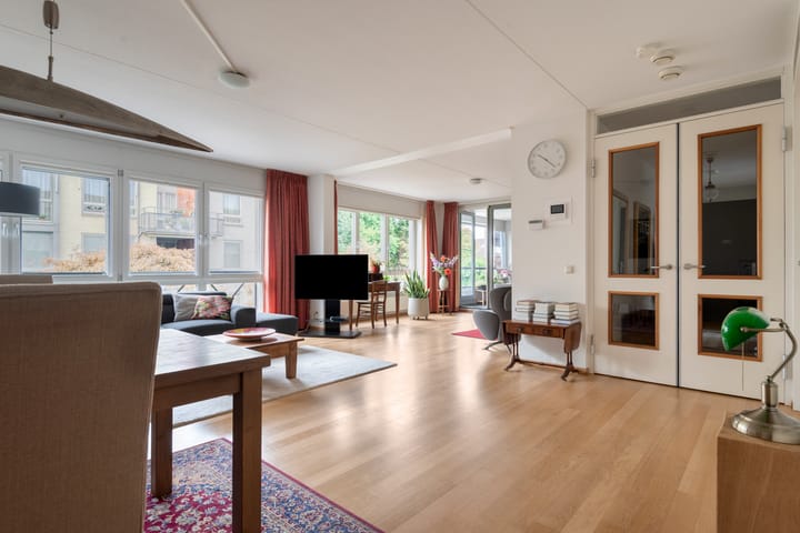 Photo 23 of Prins Hendrikstraat 30-06