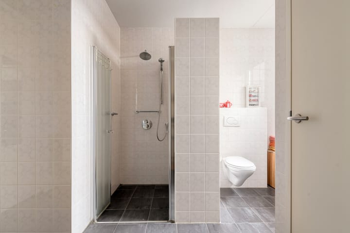 Photo 32 of Prins Hendrikstraat 30-06