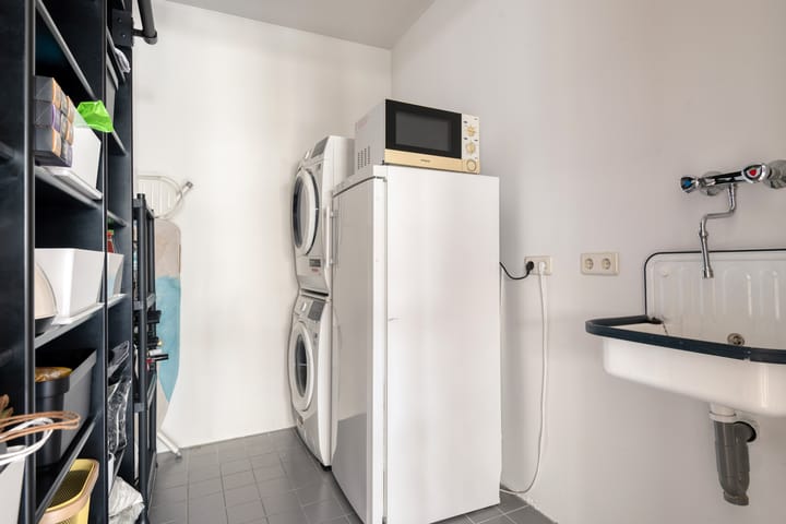 Photo 36 of Prins Hendrikstraat 30-06