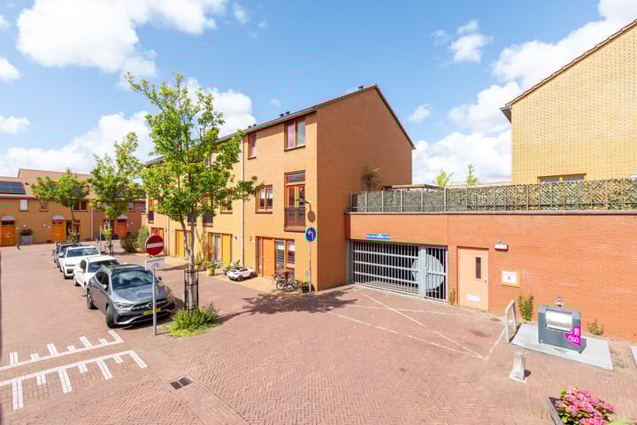 Photo 2 of Operatie Mannahof 51