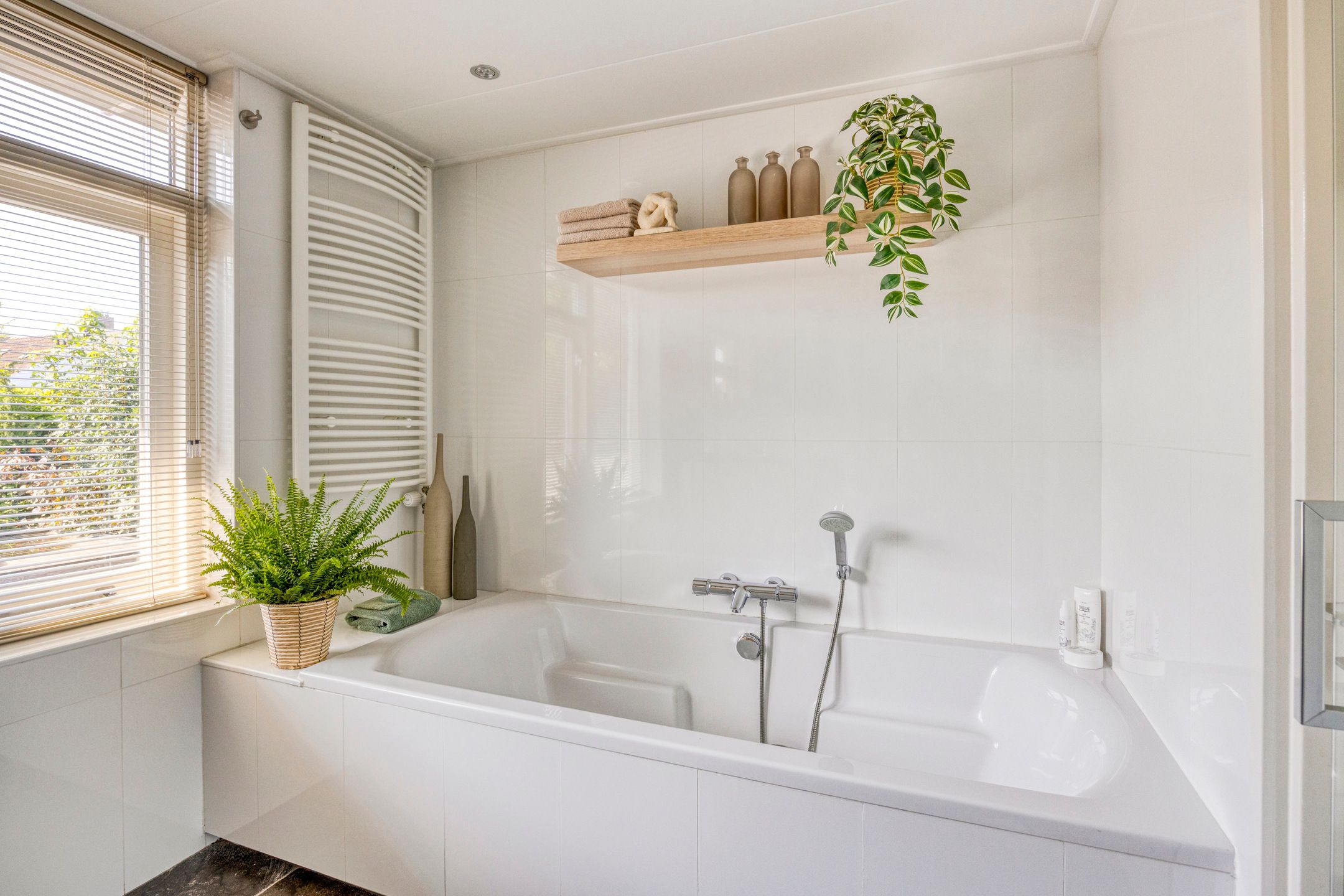 Foto 24 van Castorstraat 16