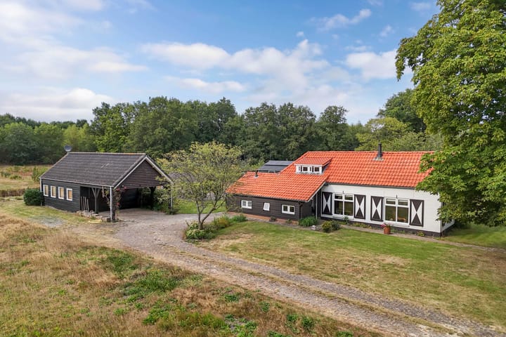 Photo 4 of M.E. van der Meulenweg 1